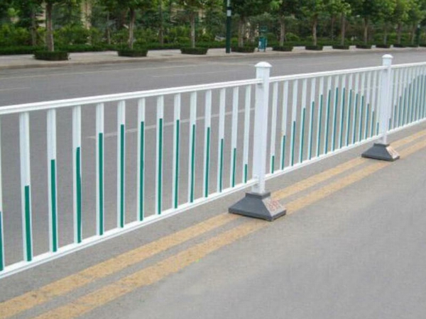 道路護欄